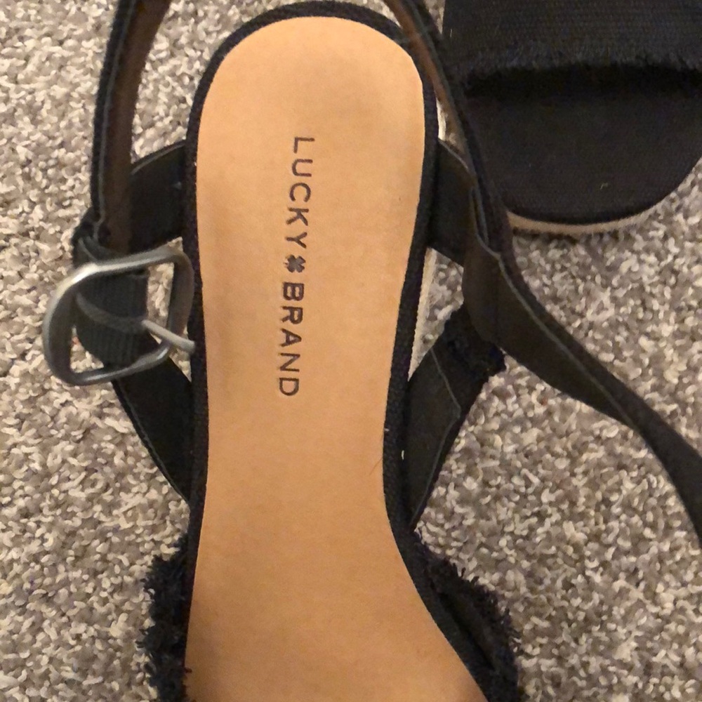 Lucky Brand Black Wedge Sandals - Picture 5 of 6